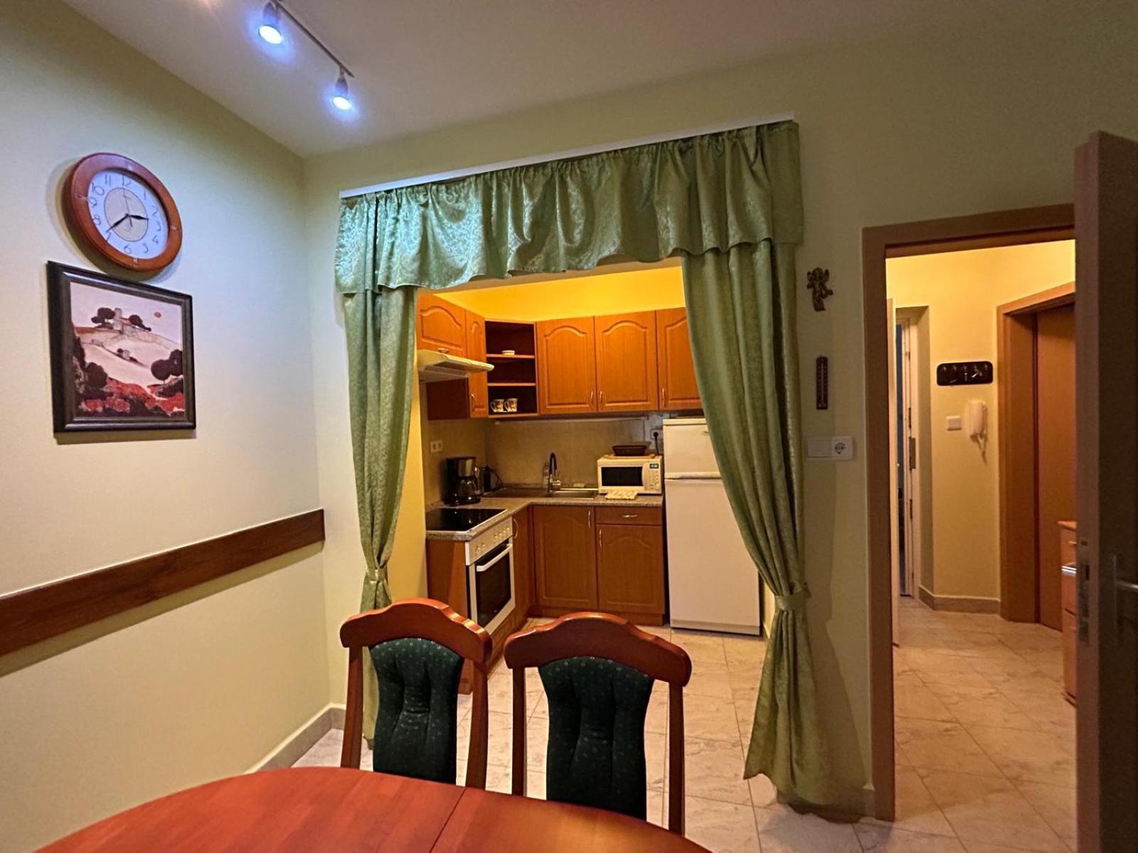 Rehab Apartment Vip Heviz Luaran gambar
